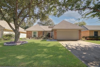 14323 Whitecross Dr, Houston, TX 77083