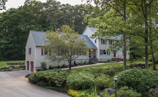 5 Deerfield Way, Andover, MA 01810