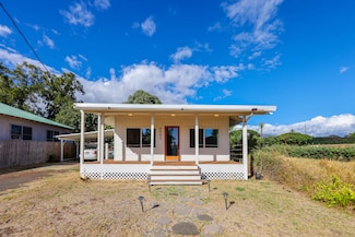 9943 Kahakai Rd, Waimea, HI 96796