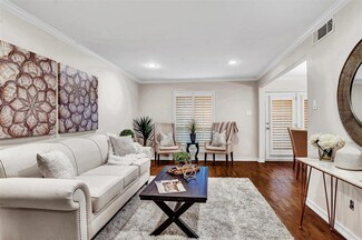 15922 Club Crest Dr Unit 1109D, Dallas, TX 75248