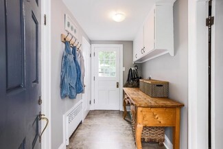 12 Rice Rd, Millbury, MA 01527