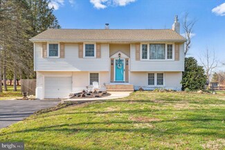 1432 Hunters Ln, West Chester, PA 19380