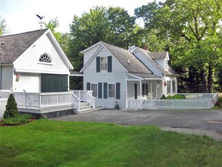 1 Beech Hill Rd, Mount Desert, ME 04660