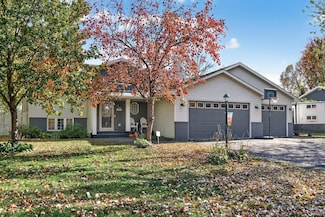 204 Wilson St, Waverly, MN 55390