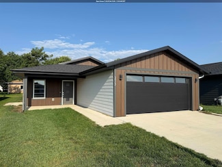 213 34th Ave W, Spencer, IA 51301