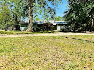 459 Pvt Road 5283 Unit 459 Pvt. Rad 5283, Buna, TX 77612