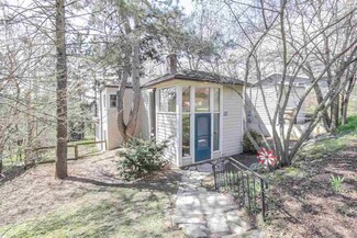 2805 Ridge Rd, Madison, WI 53705