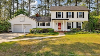 132 Bledsoe St, Hope Mills, NC 28348