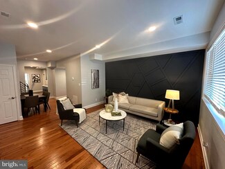 3133 Richmond St, Philadelphia, PA 19134