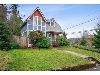 1204 7th St, Oregon City, OR 97045