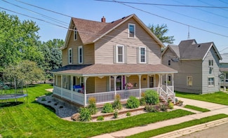 136 1st Ave W, Alden, MN 56009