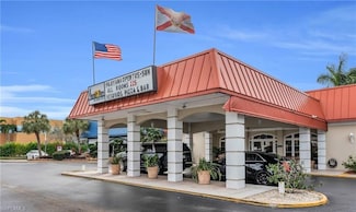 2555 9th St N Unit 103, Naples, FL 34103