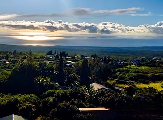 0 Kuamo'O Rd, Naalehu, HI 96772