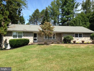 1591 Franklin Dr, Pottstown, PA 19465
