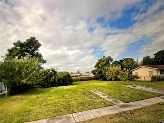 16922 SW 119th Ct, Miami, FL 33177