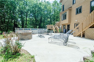 206 NW 131st Rd, Clinton, MO 64735