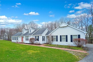 2204 Elizabeth Ct, Export, PA 15632
