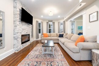 30 Larchmont St Unit 1, Dorchester Center, MA 02124