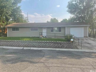 240 Circle Dr, Winnemucca, NV 89445