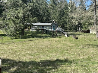 527 Old Homestead Dr, Oakland, OR 97462