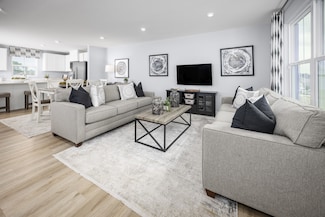 313 Tanshall Ct, Nashville, TN 37207