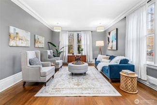 615 Boren Ave Unit 11, Seattle, WA 98104