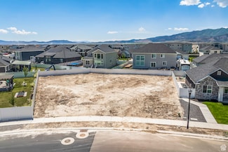 5231 Wild Pear Dr, Eagle Mountain, UT 84005