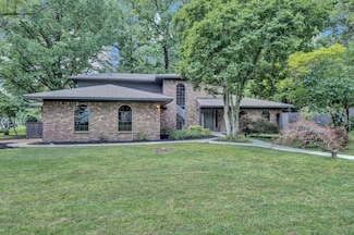 2357 Thornwood Ln, Memphis, TN 38119