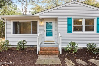 4232 Lake Ave, Wilmington, NC 28403
