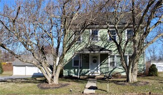 7251 Cetronia Rd, Allentown, PA 18106