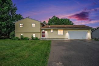 795 Autumn Dr, Otsego, MI 49078