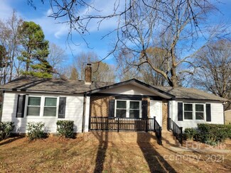 6515 Trammel Ln, Charlotte, NC 28227