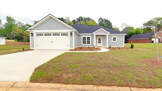 1012 Syrup Mill Creek Ln, Cairo, GA 39828