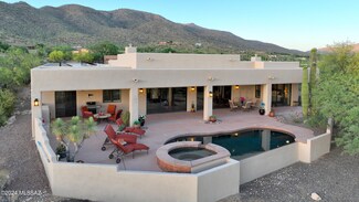 5433 N Sabino Highlands Place, Tucson, AZ 85749