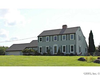 7270 Lakeview Dr, Hamilton, NY 13346
