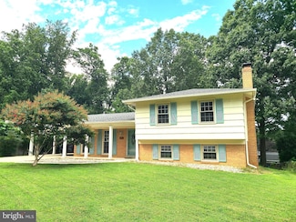7910 Harwood Place, Springfield, VA 22152
