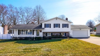 3289 Butternut Dr, Norton, OH 44203