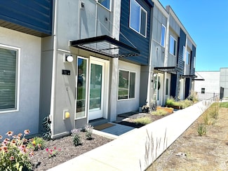 620 N Orchard Dr Unit 15, North Salt Lake, UT 84010