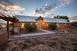 95 Marquez Rd, Los Lunas, NM 87031