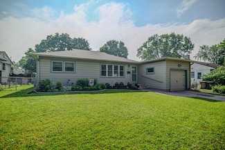 33 Bradford Ln, Madison, WI 53714