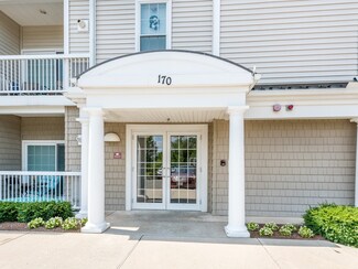 170 Clocktower Dr Unit 403, Waltham, MA 02452