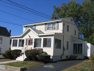 32 Mckean St, Nashua, NH 03060