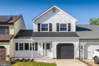 65 Hamilton St, Swedesboro, NJ 08085