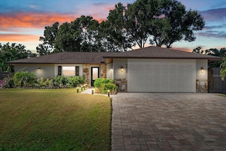 4428 Meadow Creek Cir, Sarasota, FL 34233