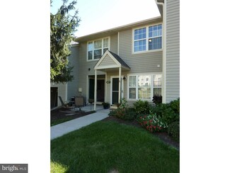 611 Muhlenberg Dr, Trappe, PA 19426