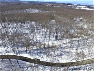 573 Willowbrook Rd, Stanford, NY 12581