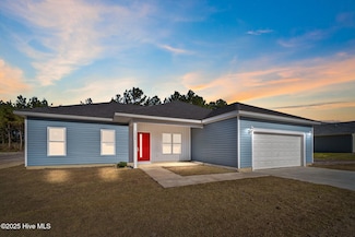 2606 Fountaintown Rd, Chinquapin, NC 28521