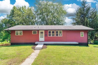 206 E Frank St, Mitchell, IN 47446
