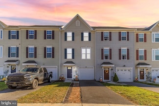 174 Ontario Dr, Falling Waters, WV 25419