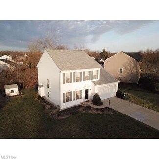 513 Brookside Ln, Northfield, OH 44067